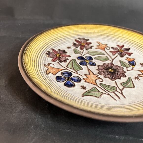 Handmade Ceramic Plate Floral Motif Kellinghusen von der Trenck Germany Vintage - Picture 2 of 7